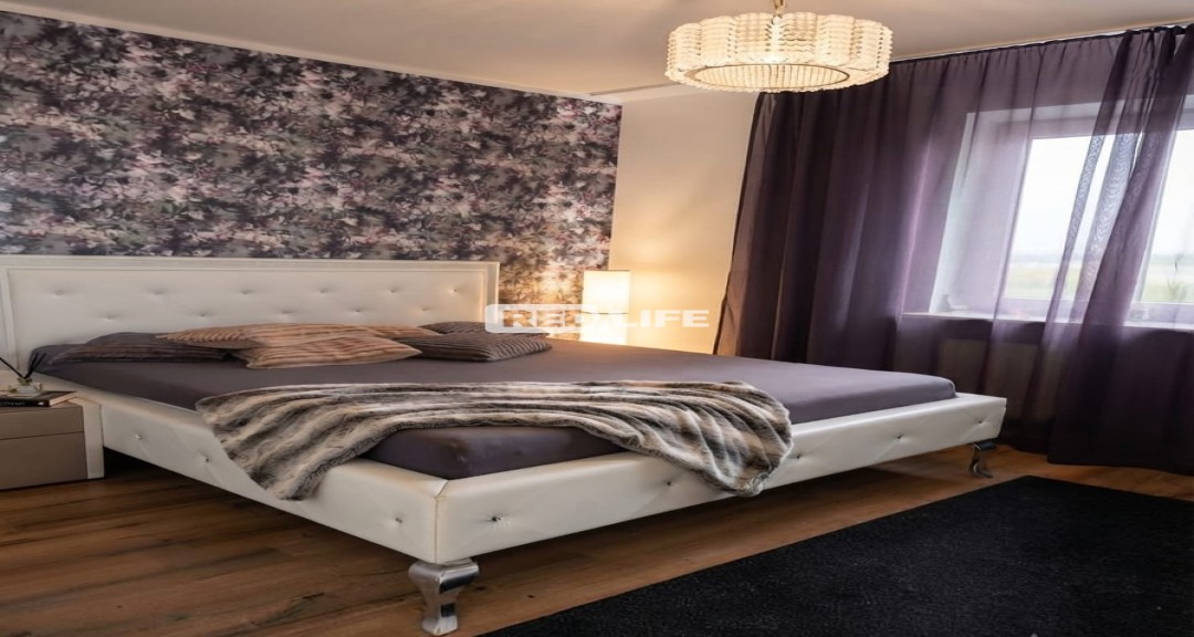 1 Arbeitszimmer zur Gewerblichen Nutzung