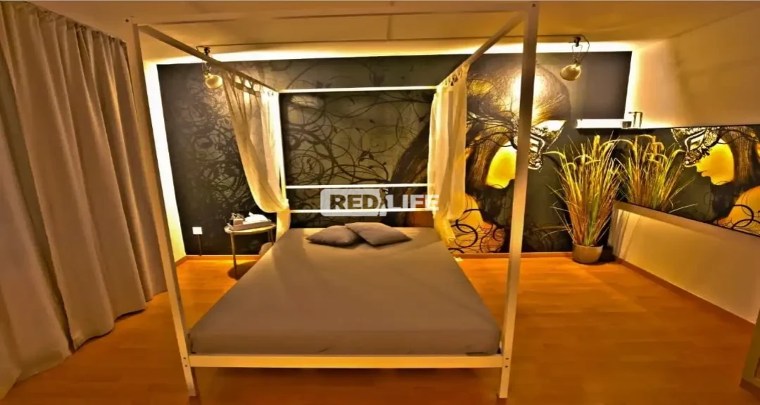 Clientelă dublă = venit dublu