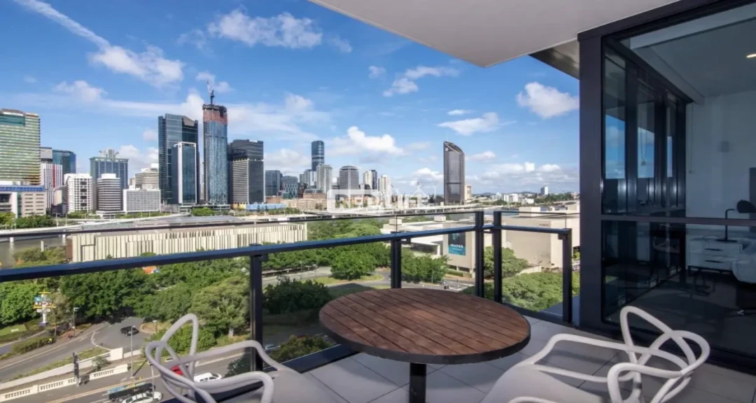 Echipa noastră din Australia este