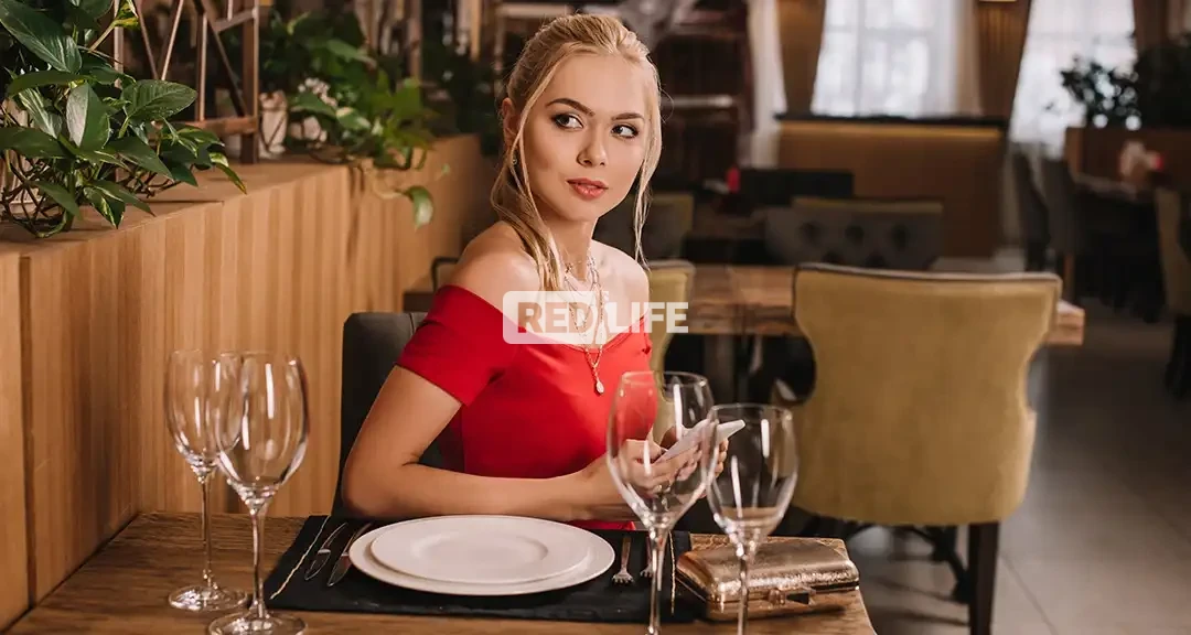 Muncă erotică online în hoteluri