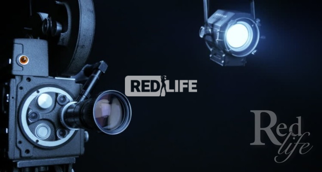 Cât plăteşte industria de filme